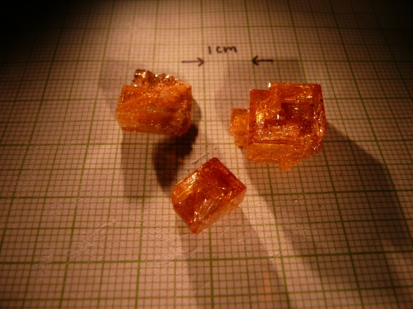Gd.897Yb.1Ho.01AlO3